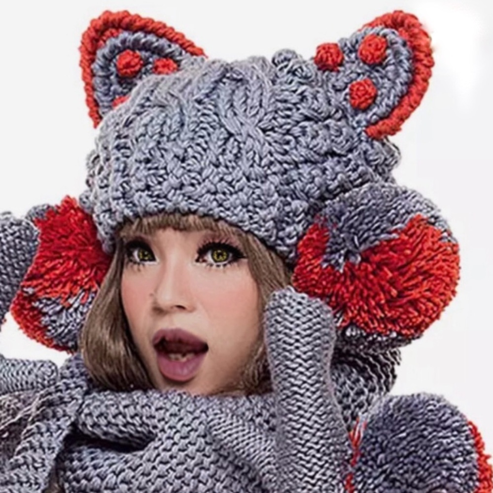 Mischievous Cat - Beanie